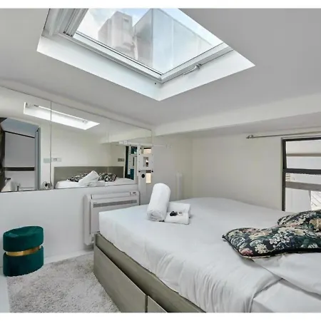 Duplex Center Of Paris By Studio Prestige Exterior photo
