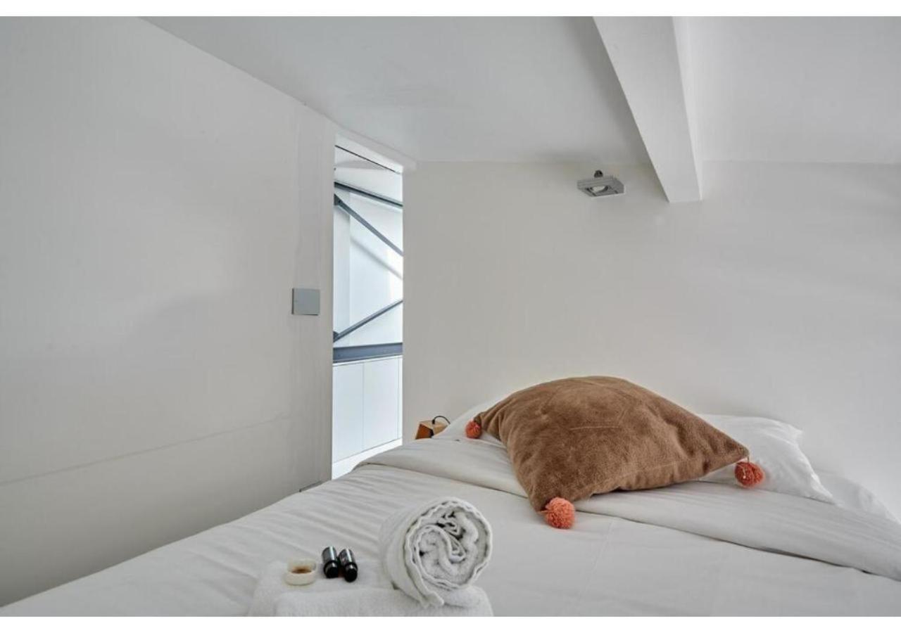 Appartement Duplex Center Of By Prestige Paris